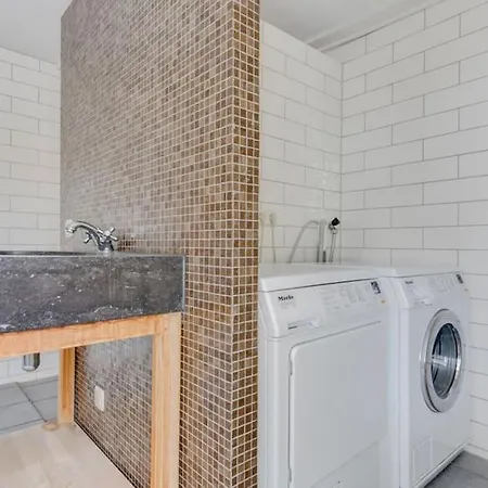 Hoogwaardig Afgewerkt Loft In Oude Stadscentrum Appartement *