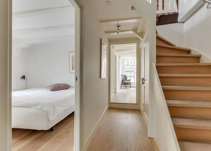 Hoogwaardig Afgewerkt Loft In Oude Stadscentrum 아파트 *