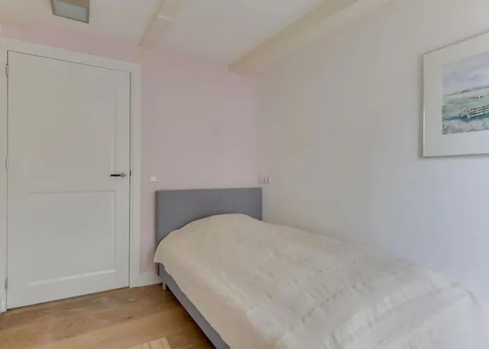 Hoogwaardig Afgewerkt Loft In Oude Stadscentrum 알크마르