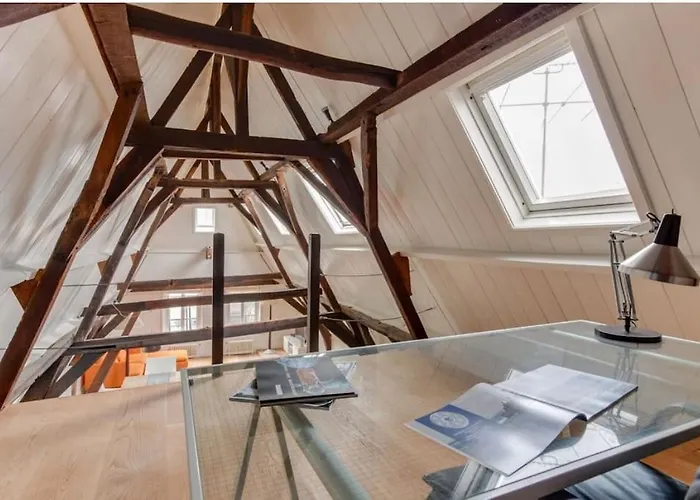 Hoogwaardig Afgewerkt Loft In Oude Stadscentrum * 알크마르