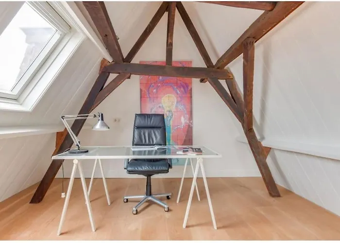 Hoogwaardig Afgewerkt Loft In Oude Stadscentrum *
