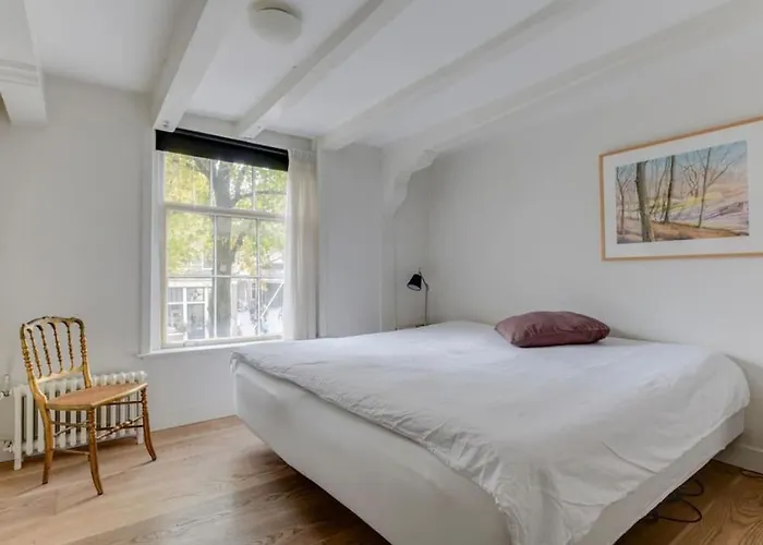 아파트 Hoogwaardig Afgewerkt Loft In Oude Stadscentrum 알크마르