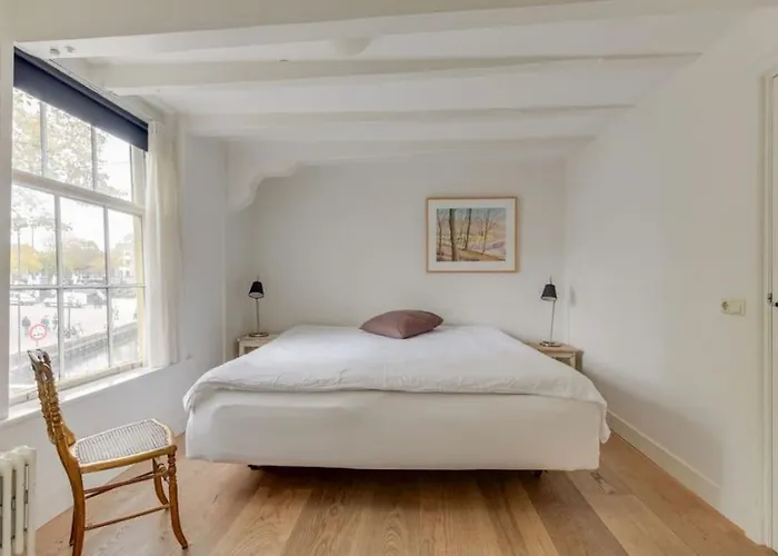 Hoogwaardig Afgewerkt Loft In Oude Stadscentrum 아파트 *