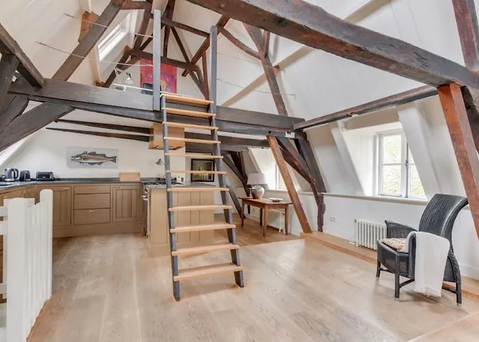 아파트 Hoogwaardig Afgewerkt Loft In Oude Stadscentrum