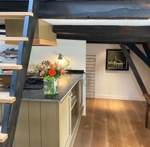 아파트 Hoogwaardig Afgewerkt Loft In Oude Stadscentrum *